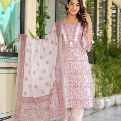 Pink cotton Kurta set for Women