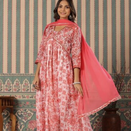 Red Alia Cut Kurta set for Women