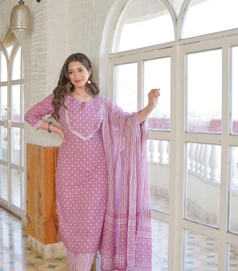 Pink cotton Kurta set for Women